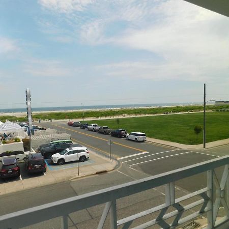 The Jolly Roger Motel Уайлдууд Крест Екстериор снимка