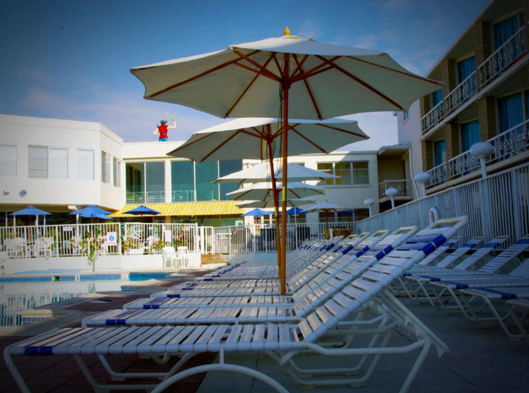 The Jolly Roger Motel Уайлдууд Крест Екстериор снимка